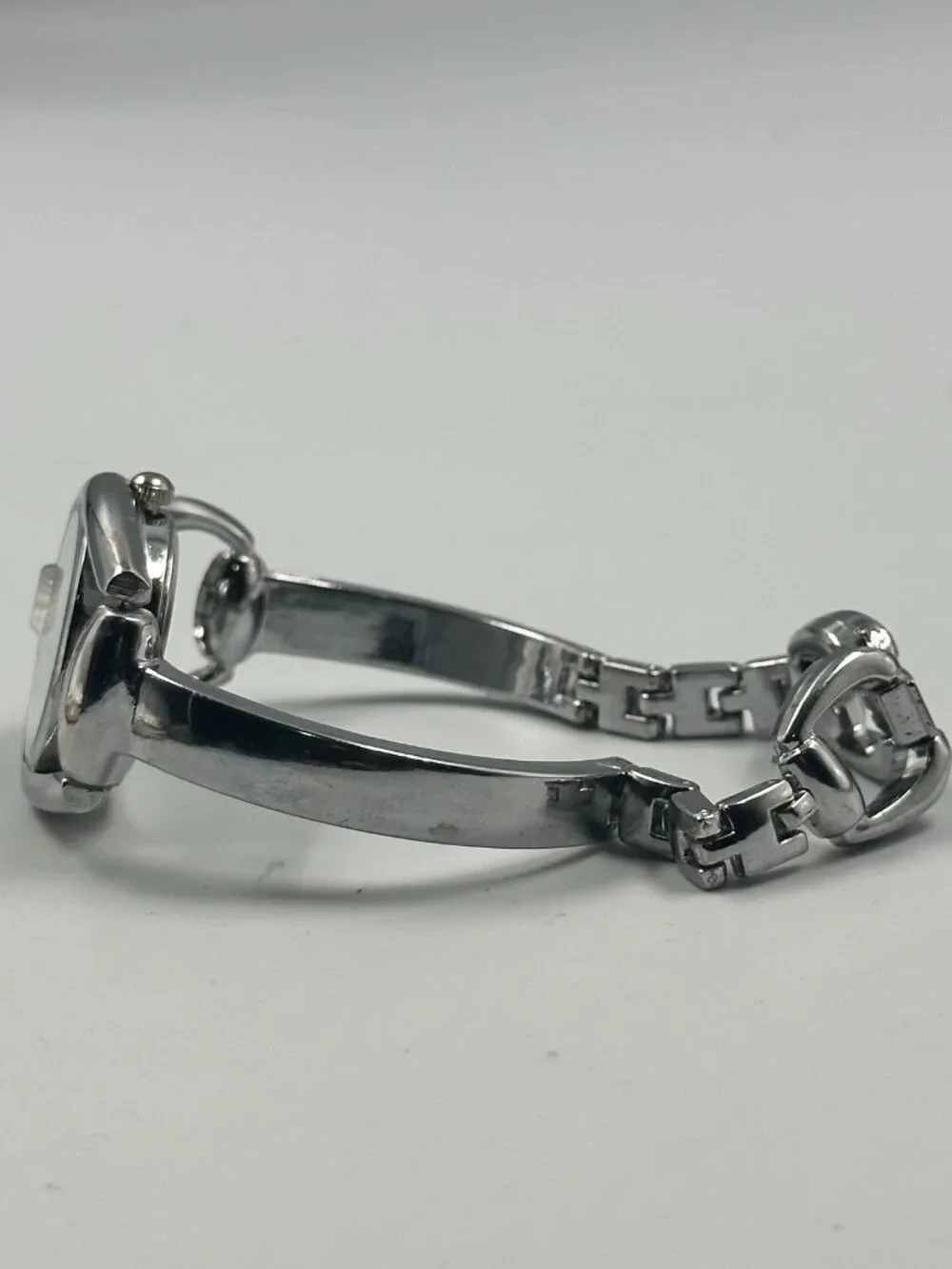 3/$30 YFan Watch Women Silver Tone Horsebit Style Dial New Battery 7.5 